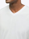 AO V-Neck Curve-Hem Tee | White Signature-fit PYCA ProÂ®