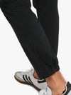 AO Jogger Pant | Black Slim-fit VersaknitÂ®